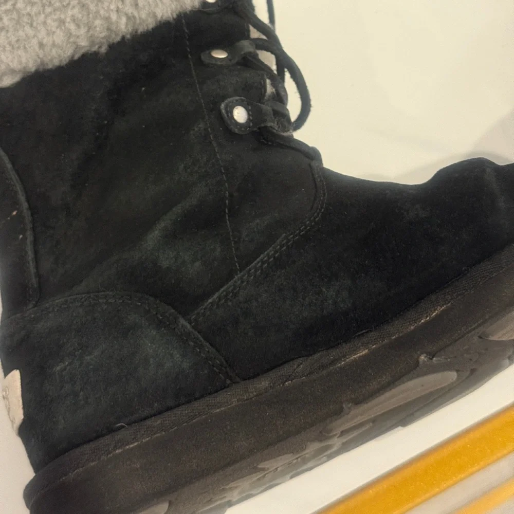 UGG cozy shearling